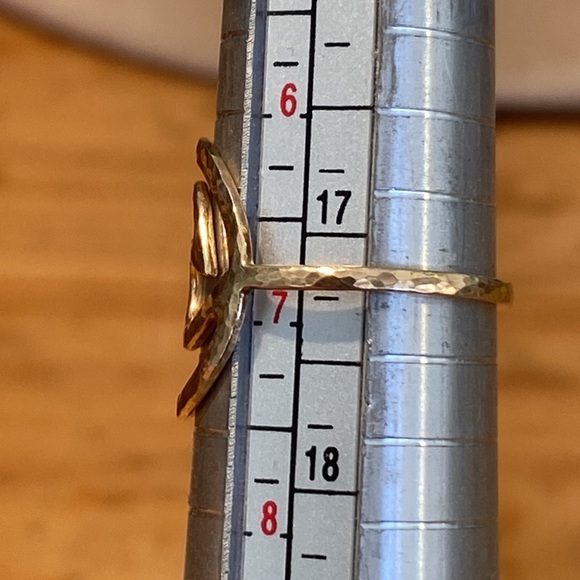 🎉 HAWAIIAN GOLD FILLED WAVE RING‼️ - Picture 4 of 6